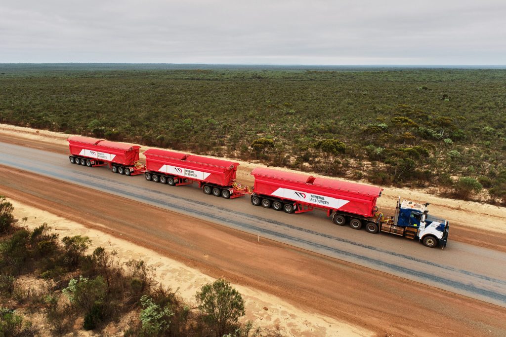 Hexagon equips the world’s first fully autonomous road trains at Mineral Resources’ Onslow Iron project in the Pilbara, WA.