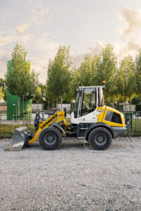 (Image source: Liebherr) Efficient charging thanks to a high-voltage battery system.  