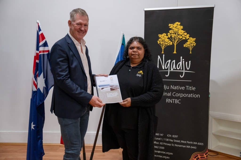 (Image source: Gold Fields) Gold Fields chief executive Mike Fraser with NNTAC chair Thelma Dimer at the Ngadju head office in Norseman after the signing ceremony.