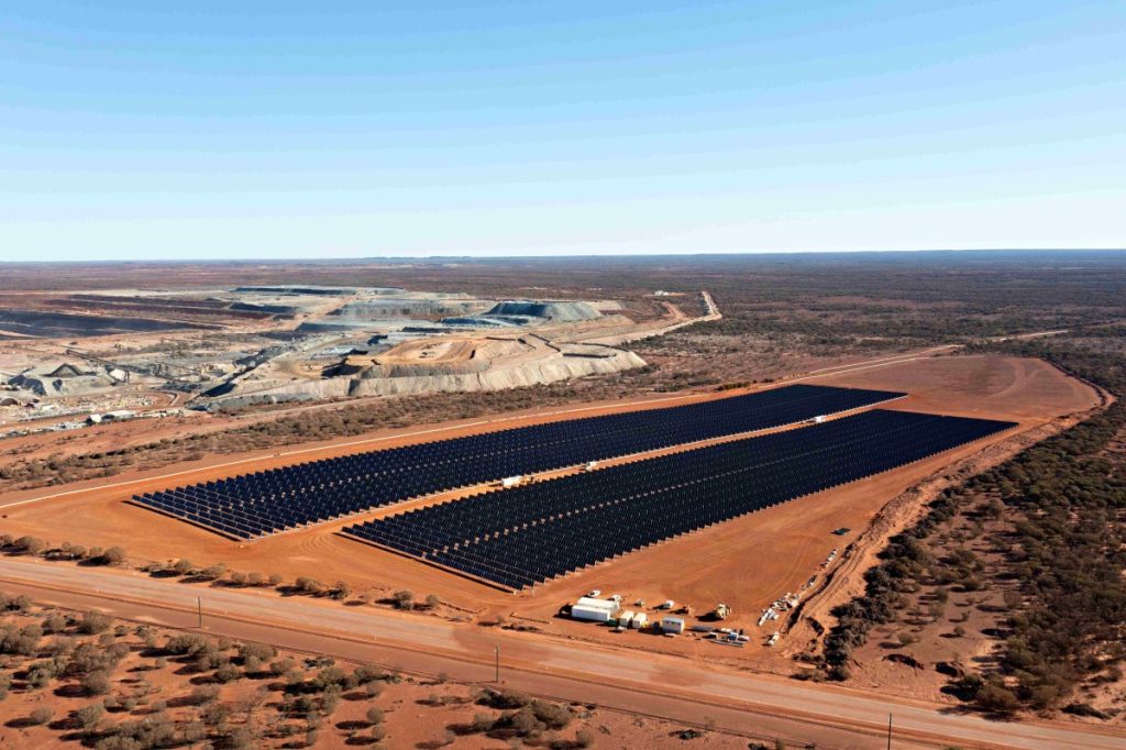 (Image Source: Regis Resources) A 9MW solar farm was installed at Duketon South in 2023.