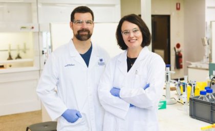 (Image source: The University of Queensland) Professor James Vaughan and Banksia managing director Leigh Staines.