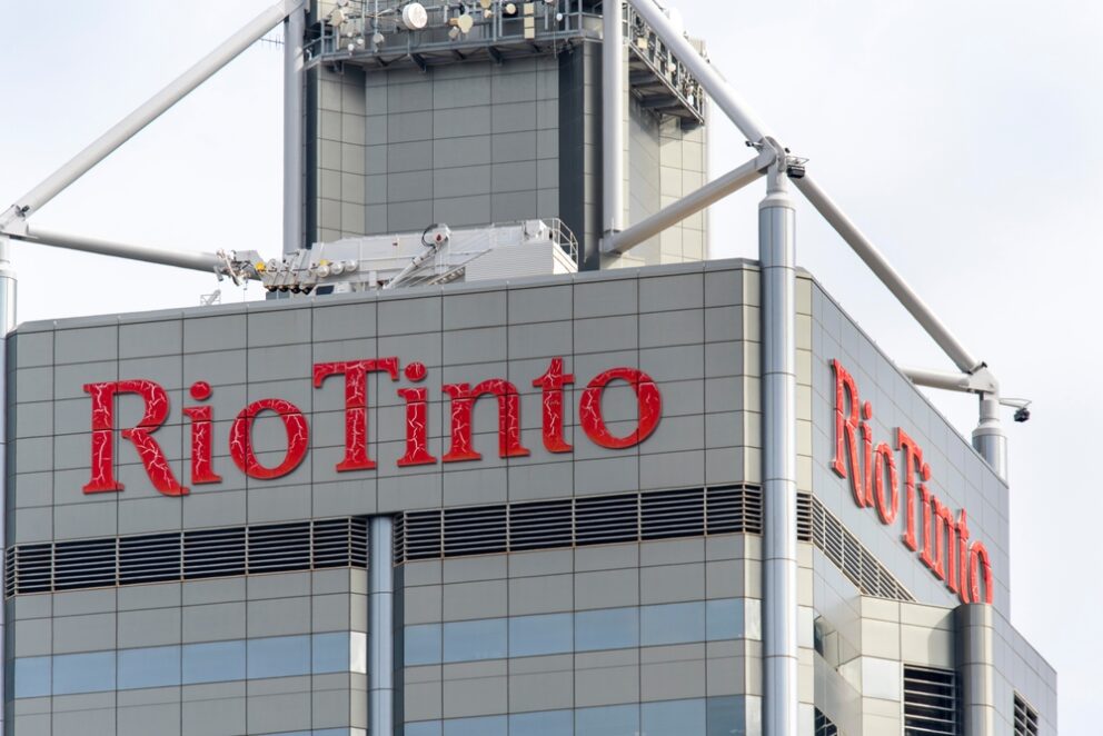 Mine Chain Rio Rio debuts newest iron ore mine