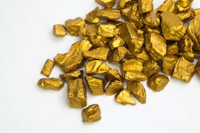 According to the outlook, gold recorded 26 new all-time highs (ATHs) in H1 CY25.