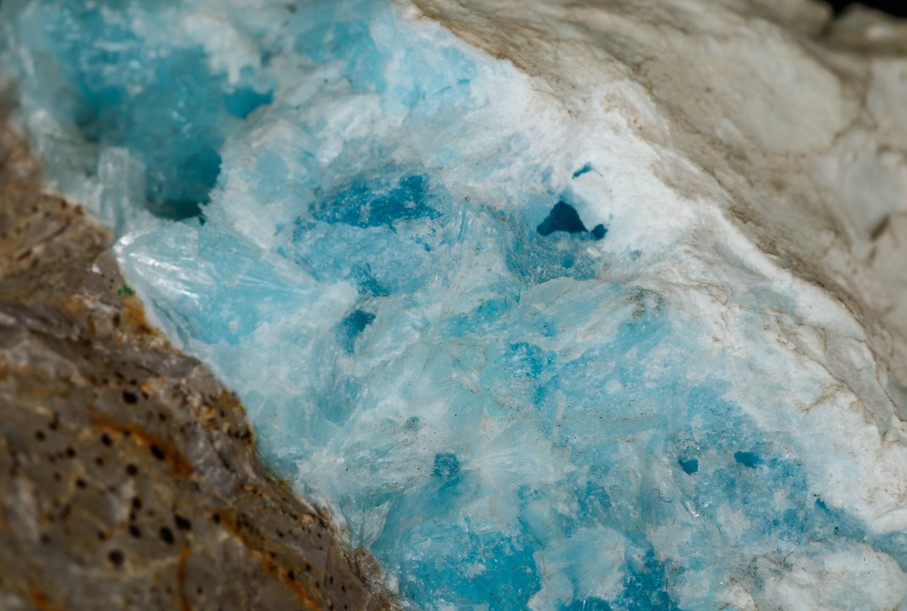 DRC lifts export ban on cobalt