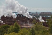 Rio Tinto cuts 180 jobs at Queensland refinery