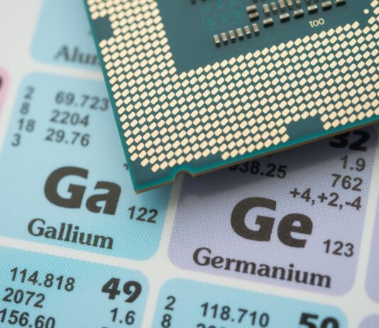 China suspends ban on exports to US