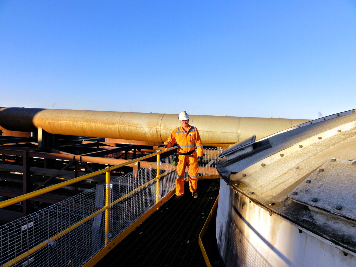 RetroGUARD your workplace