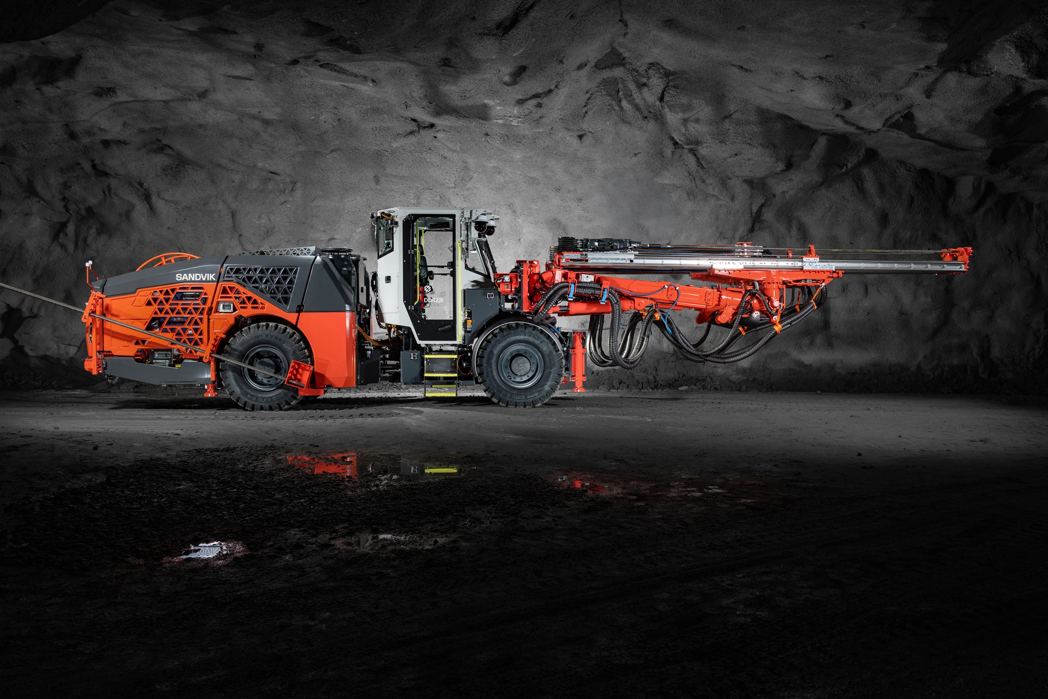 Sandvik Rdx5 Sandvik launches new development drill rig