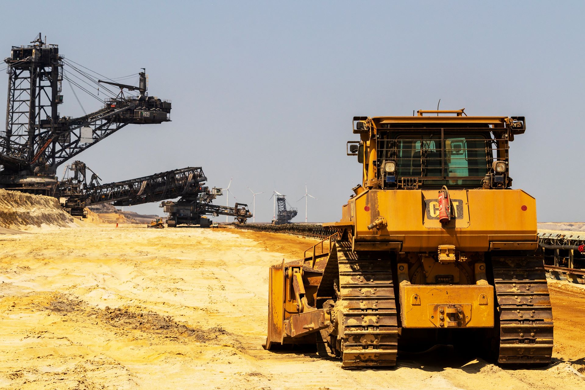 cat-open-pit-mining