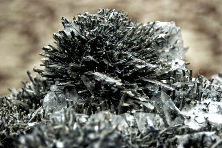 EV Resources signs first ore supply agreement